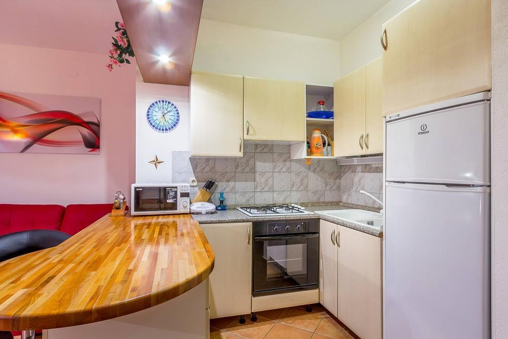 Apartments Villa Ana メドゥリン エクステリア 写真
