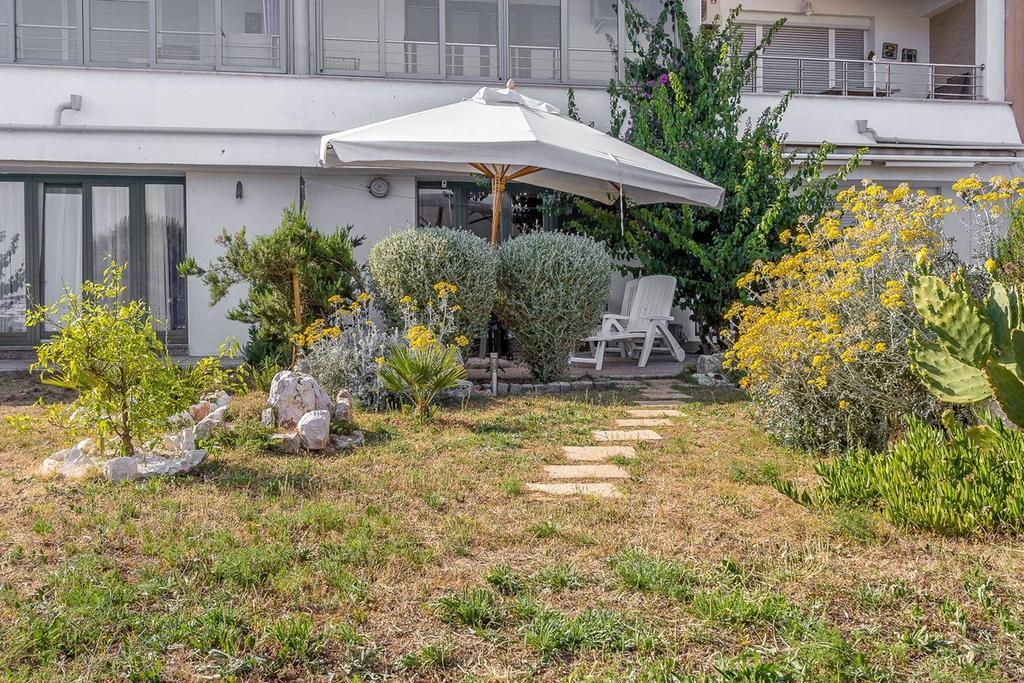 Apartments Villa Ana メドゥリン エクステリア 写真